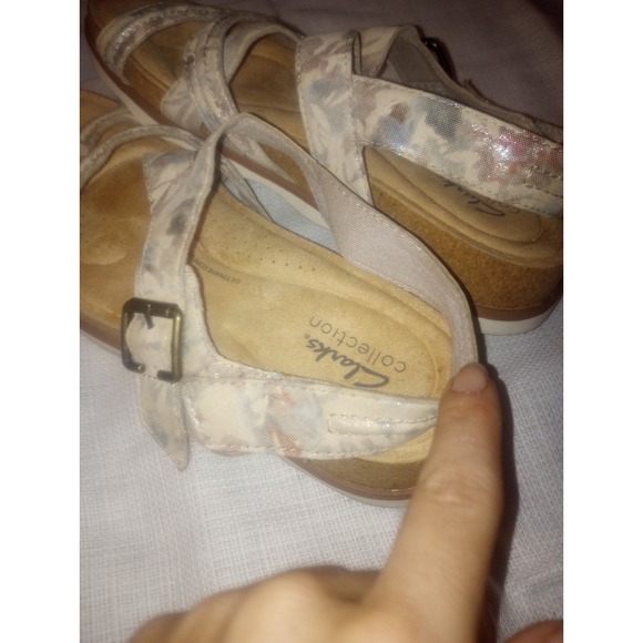 Clarks Collection Adjustable Sandals Brynn‎ Step Sand Floral 8.5M pre-owned - Picture 4 of 7